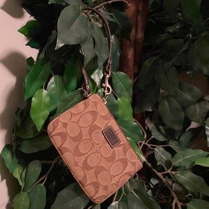 Small Coach Wristlet in Signature Canvas